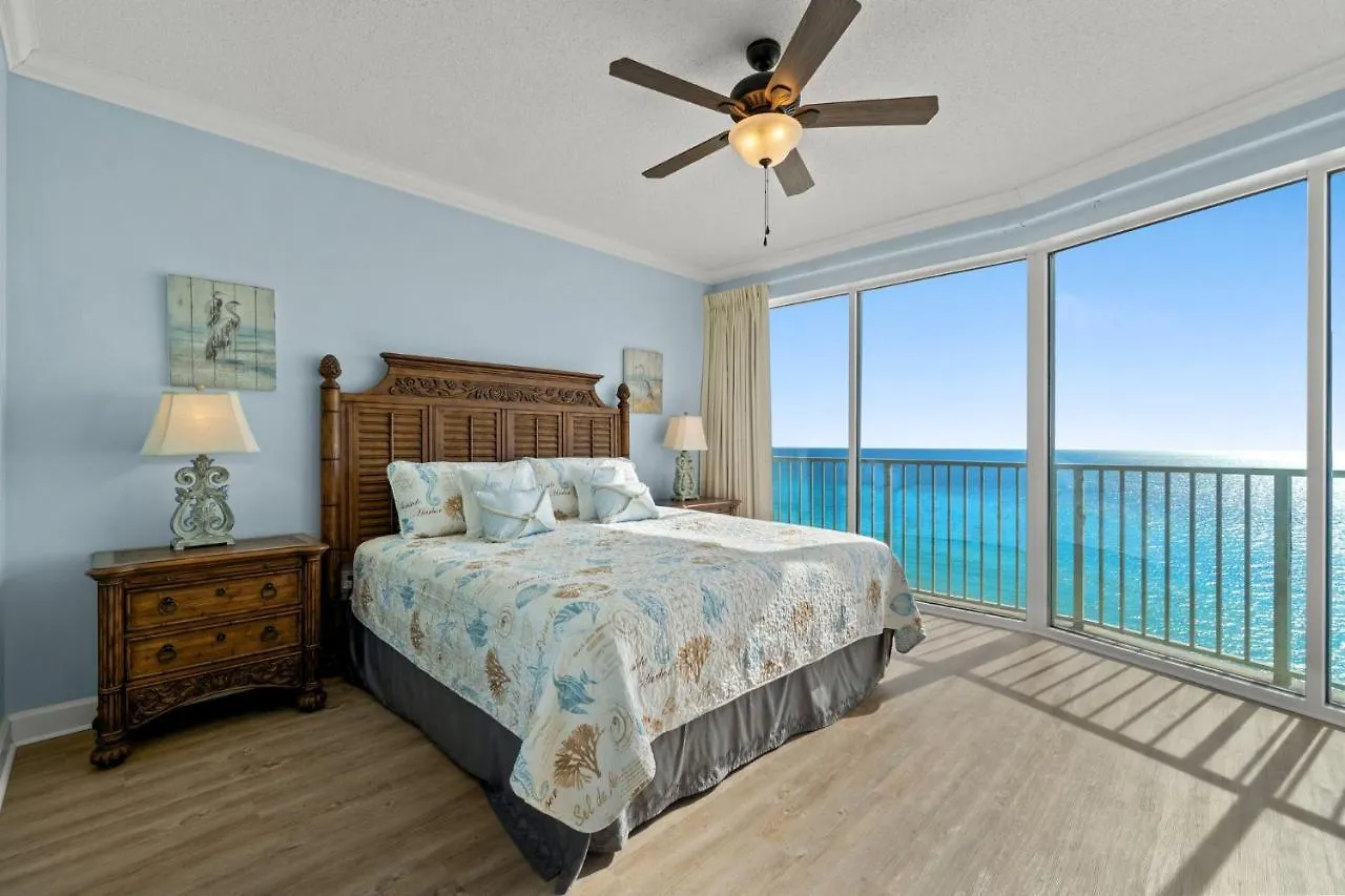 Holiday home Boardwalk Beach Resort #1403 By Book That Condo Panama City Beach