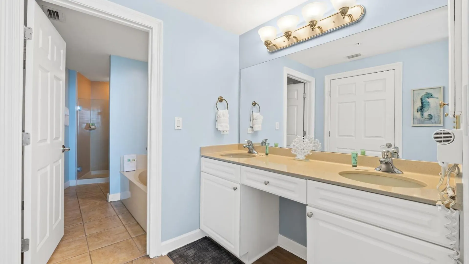 Boardwalk Beach Resort #1403 By Book That Condo Panama City Beach United States