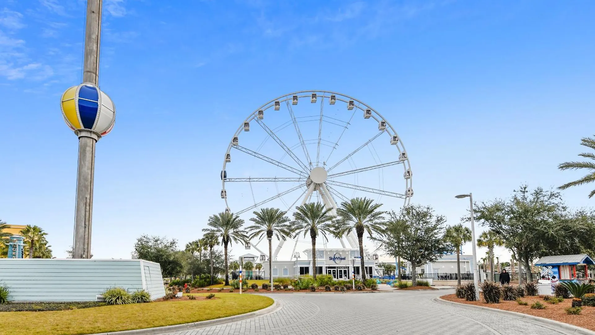 Boardwalk Beach Resort #1403 By Book That Condo Panama City Beach Holiday home